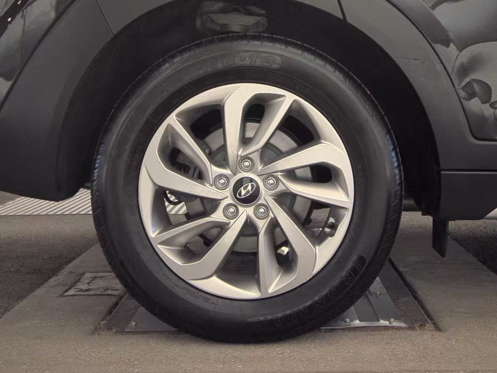 Used 2017 Hyundai Tucson Eco AWD/4WD image 13