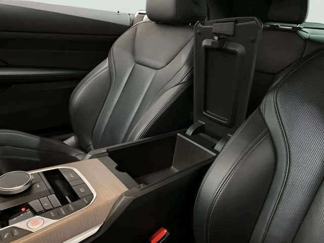 Used 2025 BMW 430i Convertible RWD image 39