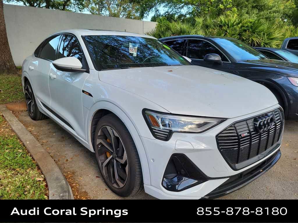 Certified 2023 Audi e-tron Premium Plus w/ Premium Plus Package image 13