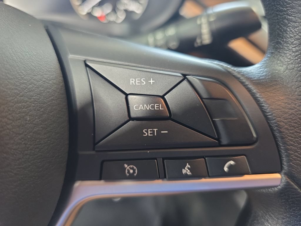 Used 2024 Nissan Altima 2.5 SV FWD image 18