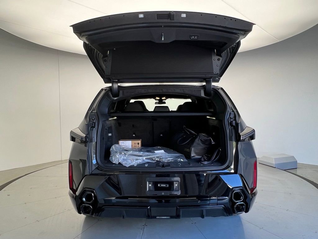 Used 2026 BMW XM Label Red w/ M Driver's Package image 5