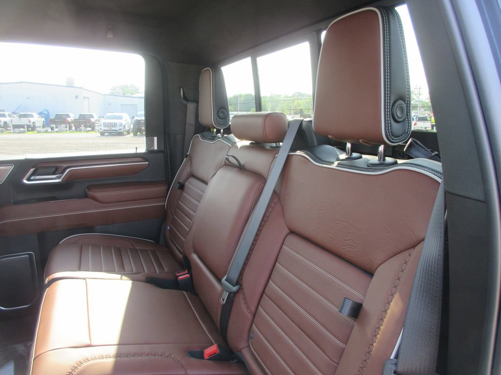 New 2026 GMC Sierra 2500 Denali Ultimate AWD/4WD image 14