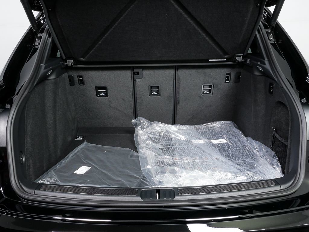 New 2026 Porsche Macan GTS image 32