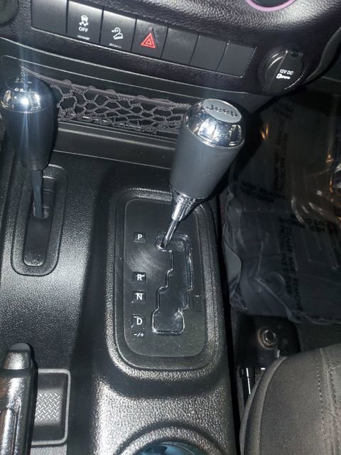 Used 2016 Jeep Wrangler Unlimited Sport image 25