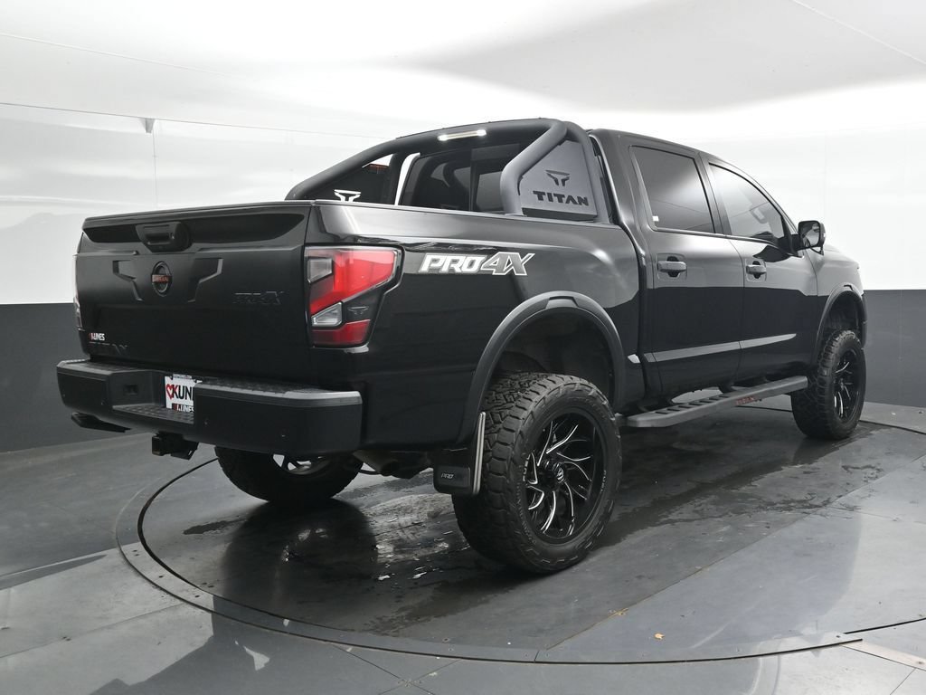 Used 2021 Nissan Titan PRO-4X w/ Pro-4x Convenience Package AWD/4WD image 3
