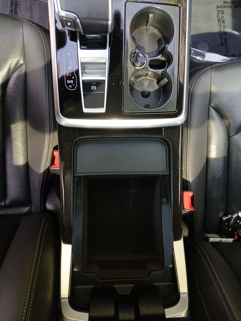 Used 2025 Audi Q7 3.0T Premium Plus image 26