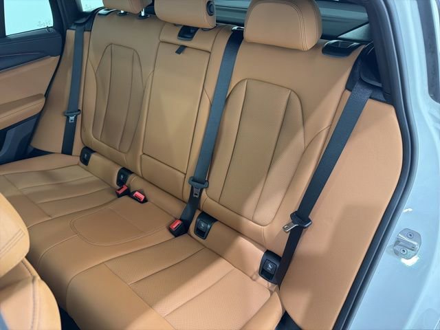 Certified 2024 BMW X4 xDrive30i w/ M Sport Package image 16