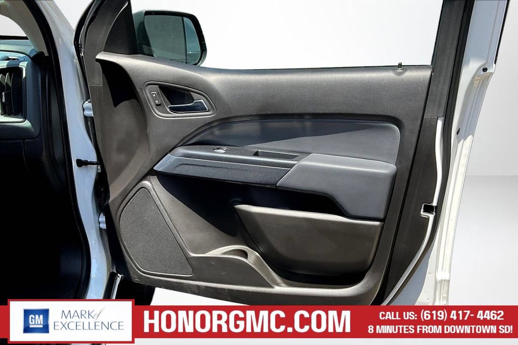 Used 2018 Chevrolet Colorado Z71 AWD/4WD image 27