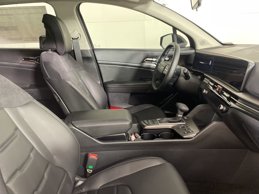 New 2026 Kia Sportage SX image 13
