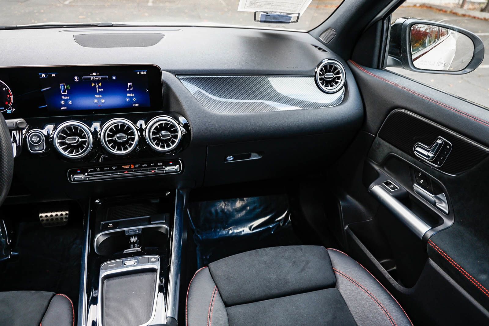 Certified 2025 Mercedes-Benz GLA 250 4MATIC image 15