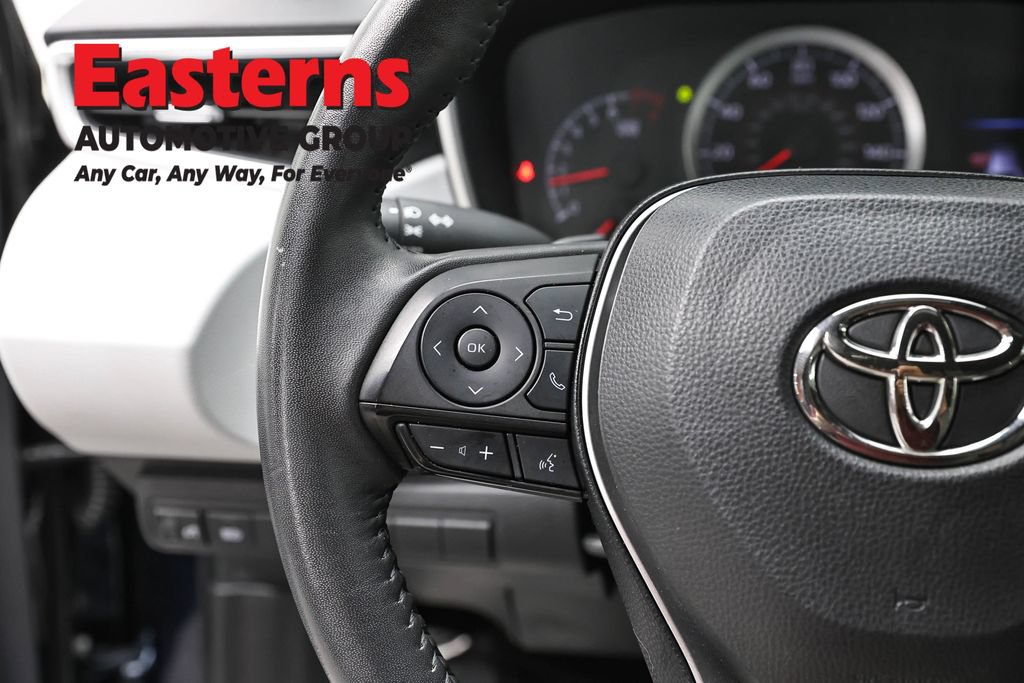 Used 2022 Toyota Corolla SE FWD image 15