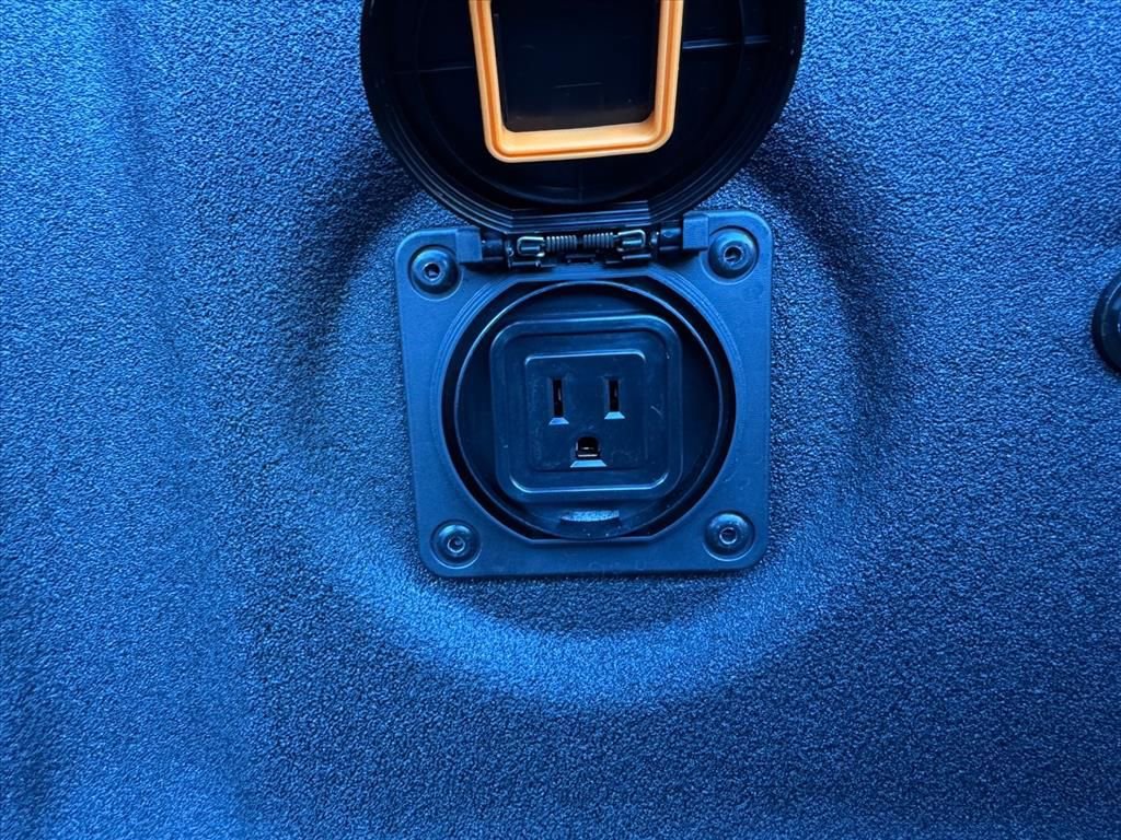 New 2026 Nissan Frontier SV w/ SV Convenience Package image 11