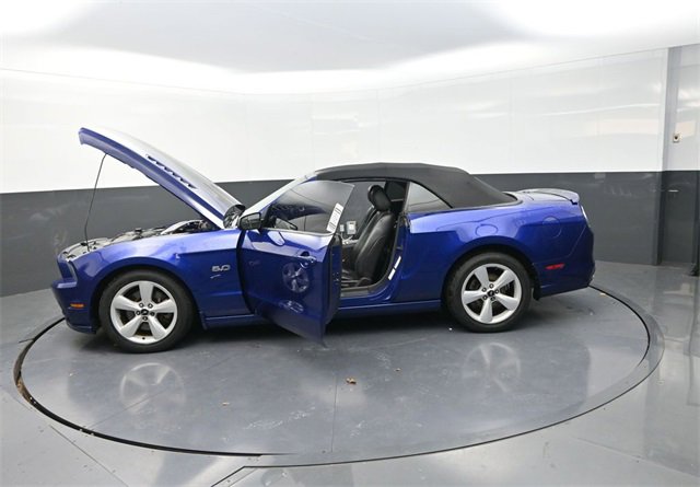 Used 2013 Ford Mustang GT Premium w/ Electronics Pkg image 34