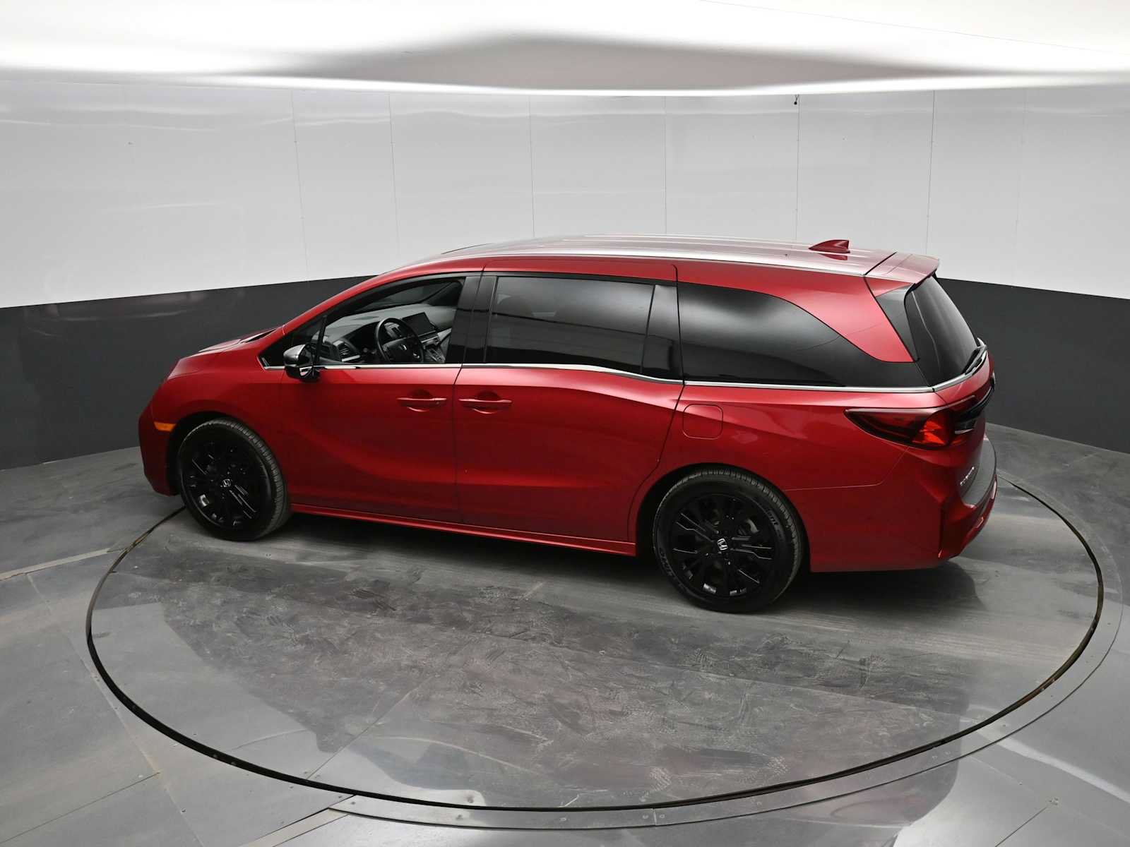 Used 2025 Honda Odyssey Sport-L image 36