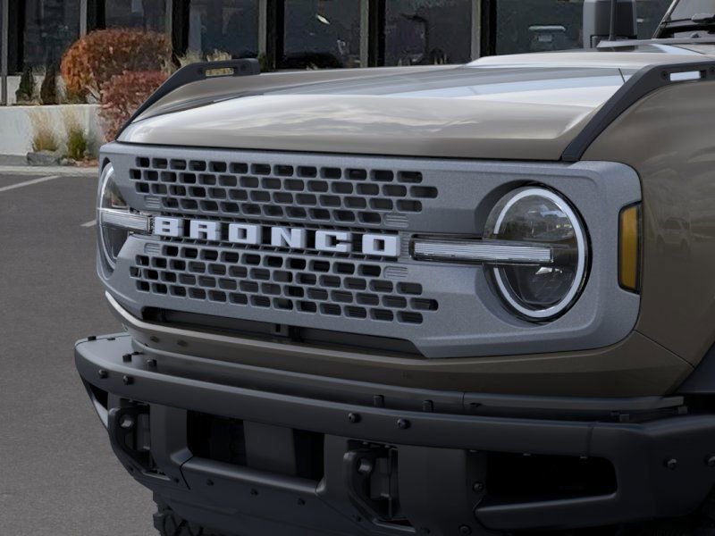 New 2026 Ford Bronco Badlands w/ Sasquatch Package AWD/4WD image 19
