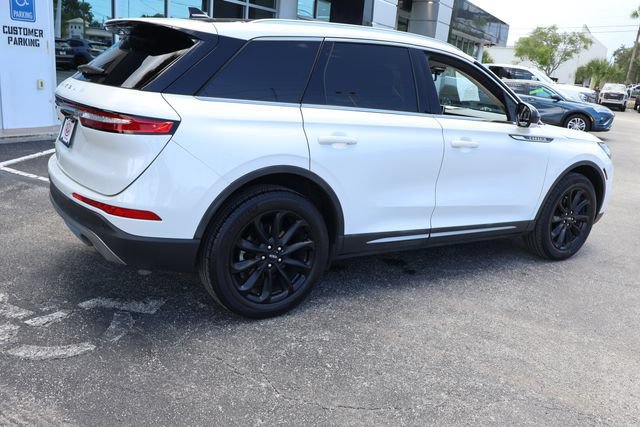 Used 2020 Lincoln Corsair FWD w/ Premium Package image 7