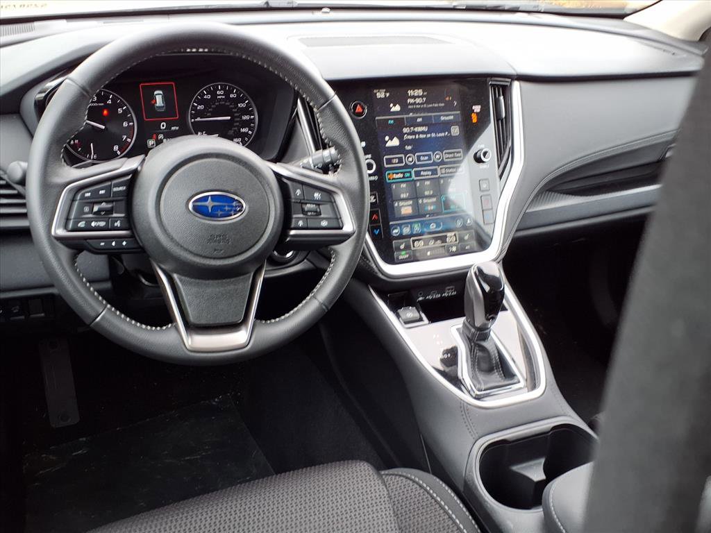 Certified 2025 Subaru Outback Premium image 4