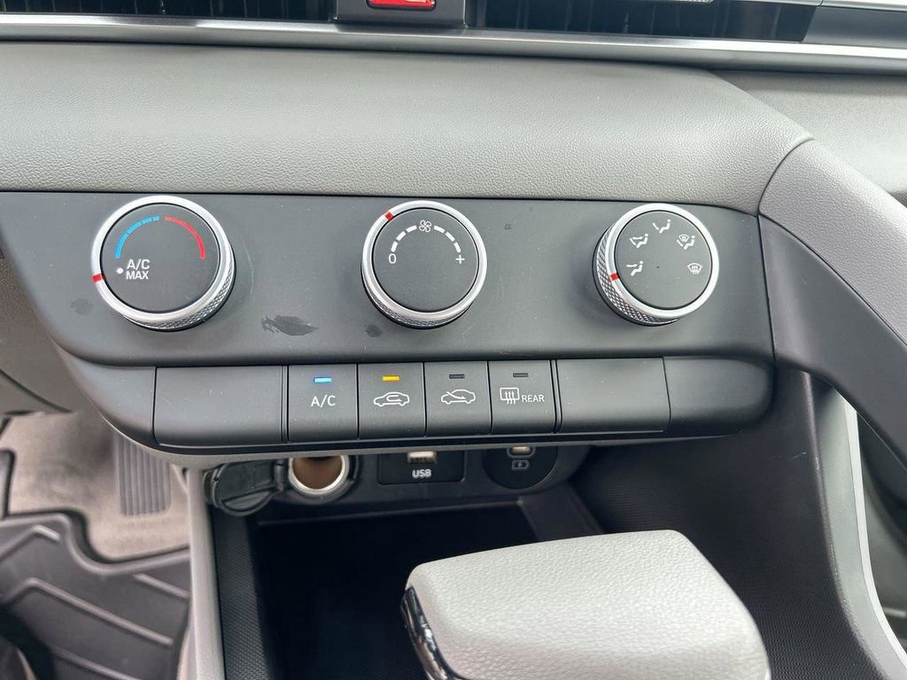 New 2026 Hyundai Elantra SE FWD image 26
