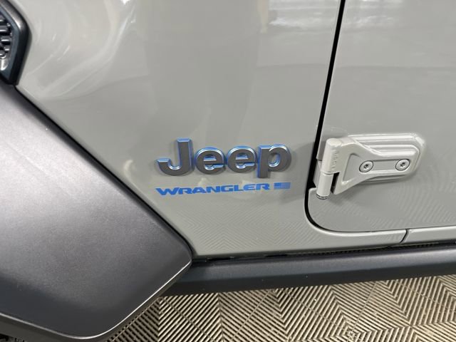 Used 2023 Jeep Wrangler Unlimited Rubicon 4xe w/ Cold Weather Group image 10