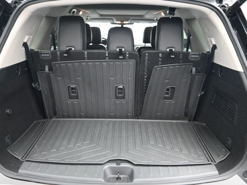 Used 2024 Nissan Pathfinder SL w/ SL Premium Package image 11