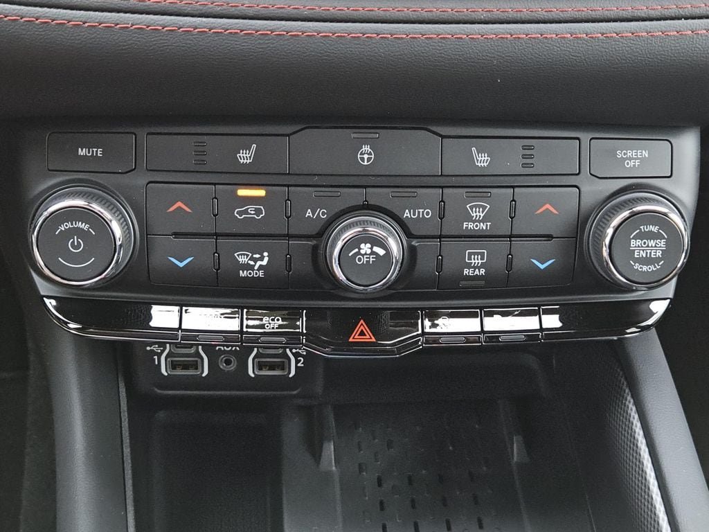 Used 2026 Dodge Durango GT w/ Blacktop Package AWD/4WD image 18