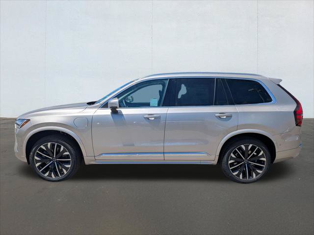 New 2026 Volvo XC90 T8 Ultra w/ Protection Package AWD/4WD image 3