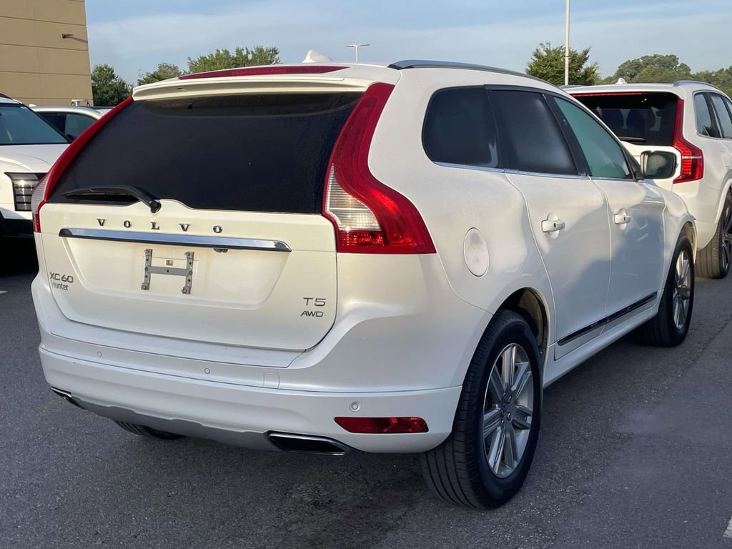 Used 2017 Volvo XC60 T5 Inscription w/ Preferred Option Package AWD/4WD image 4