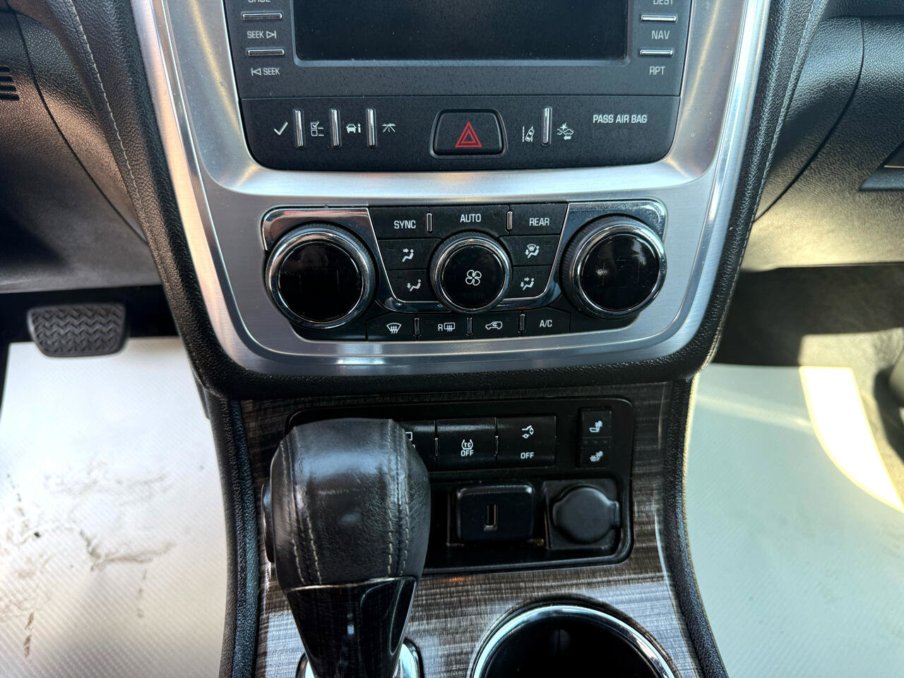 Used 2017 GMC Acadia Limited SLT image 31