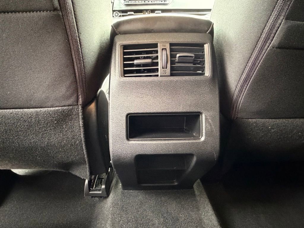 Used 2022 Mitsubishi Outlander ES image 29