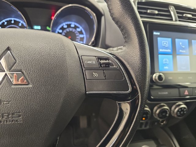 Used 2024 Mitsubishi Outlander Sport SE AWD/4WD image 30