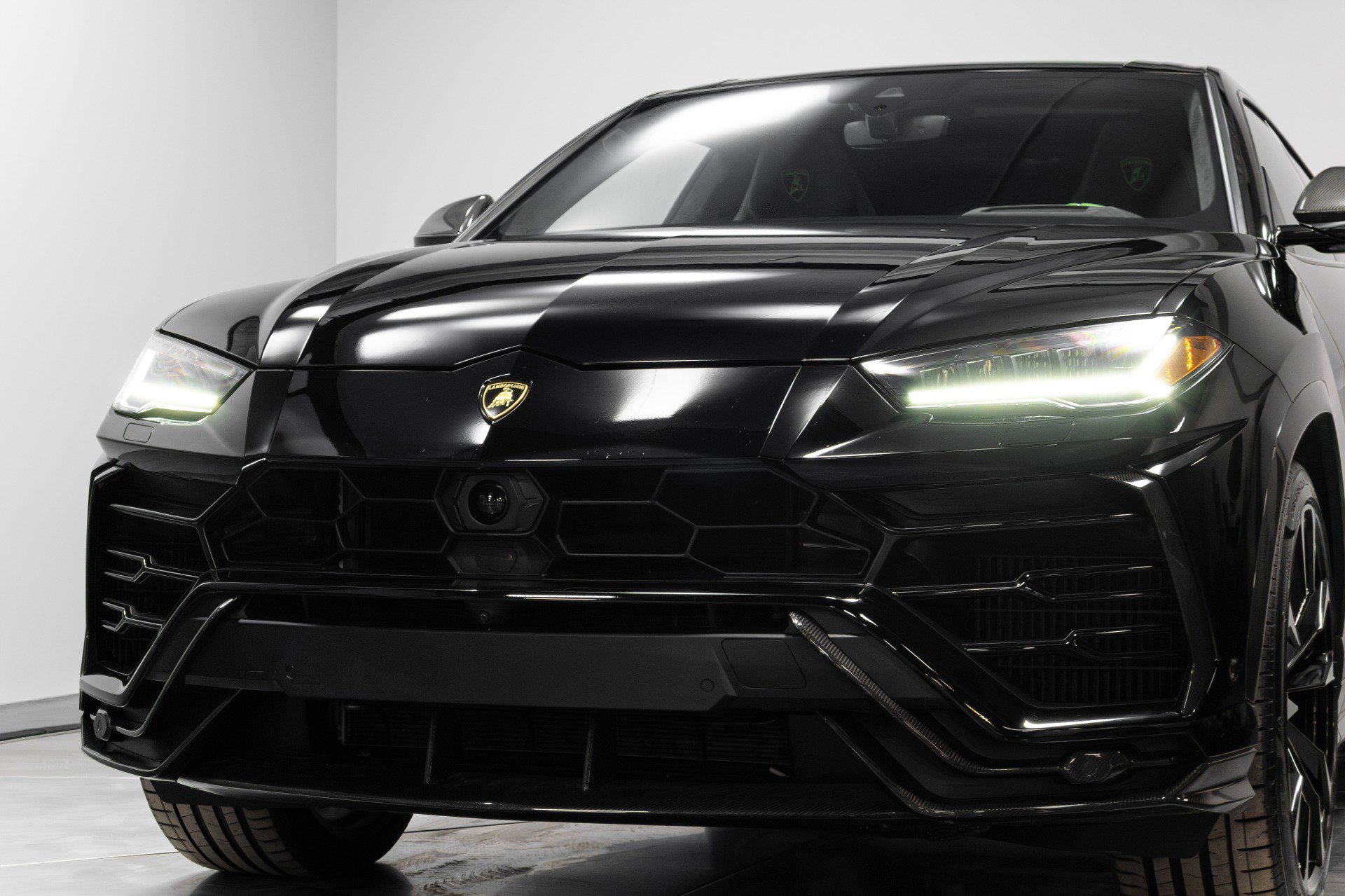 Used 2022 Lamborghini Urus image 88