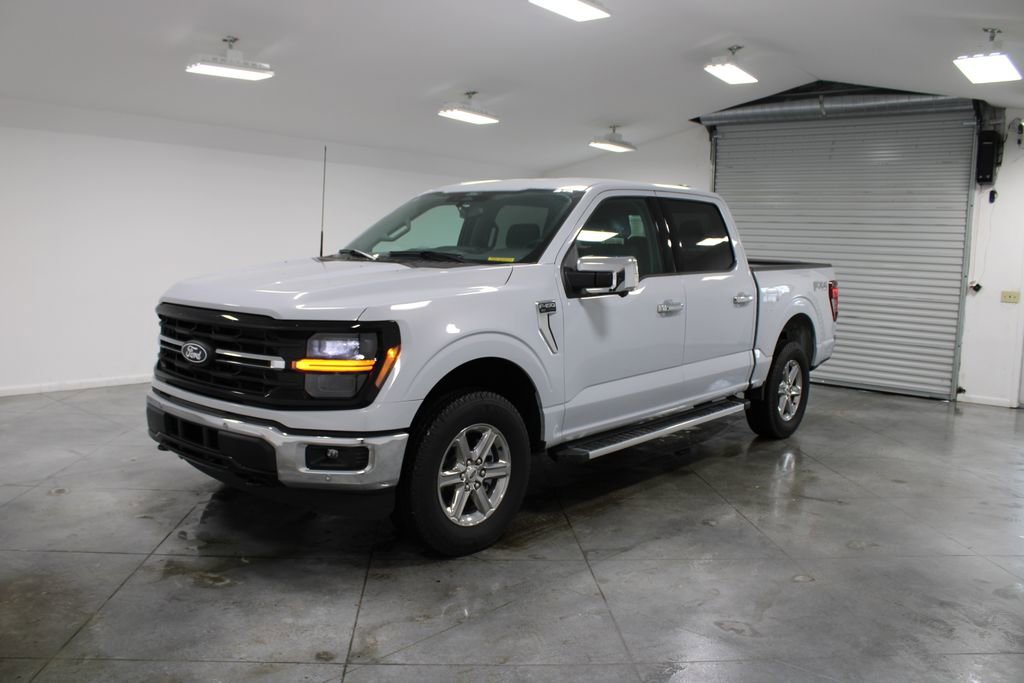 Used 2025 Ford F150 XLT w/ Equipment Group 302A MID image 4