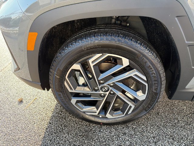New 2025 Hyundai Tucson Limited AWD/4WD image 22