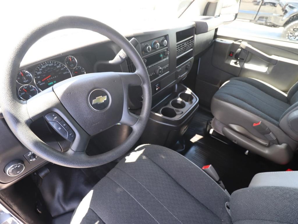 Used 2024 Chevrolet Express 2500 w/ Driver Convenience Package RWD image 6