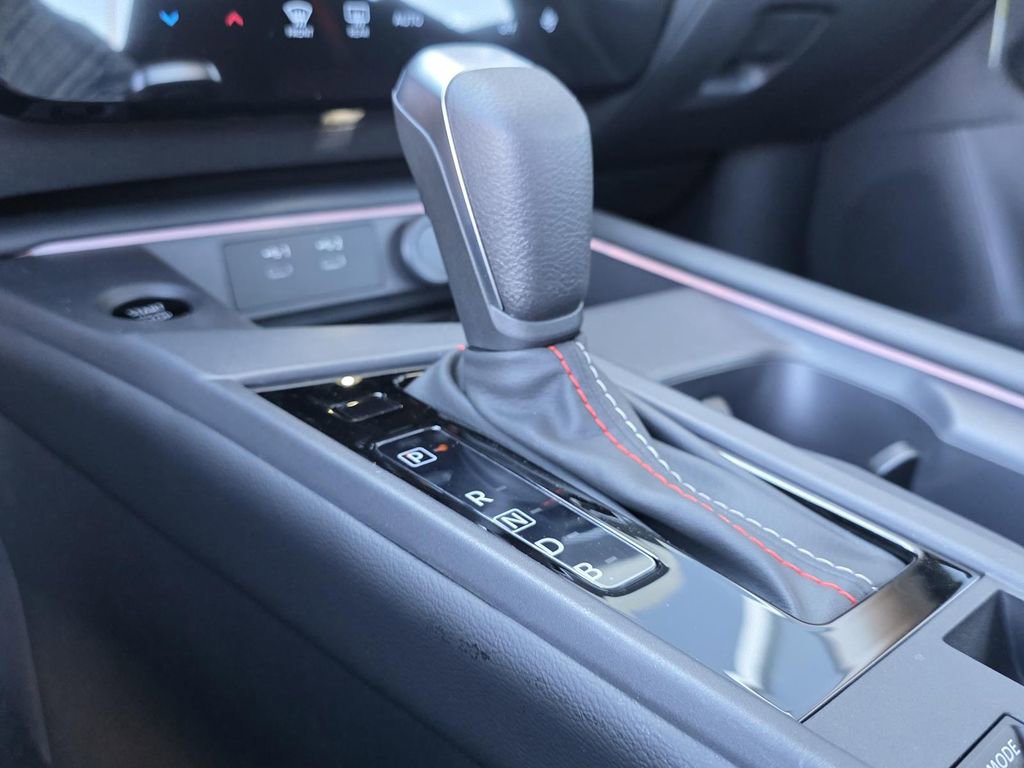 New 2026 Nissan Sentra SR w/ Floor Mat Package FWD image 20