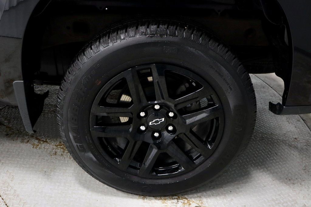 Used 2023 Chevrolet Silverado 1500 Custom w/ LPO, Dark Essentials Package image 18