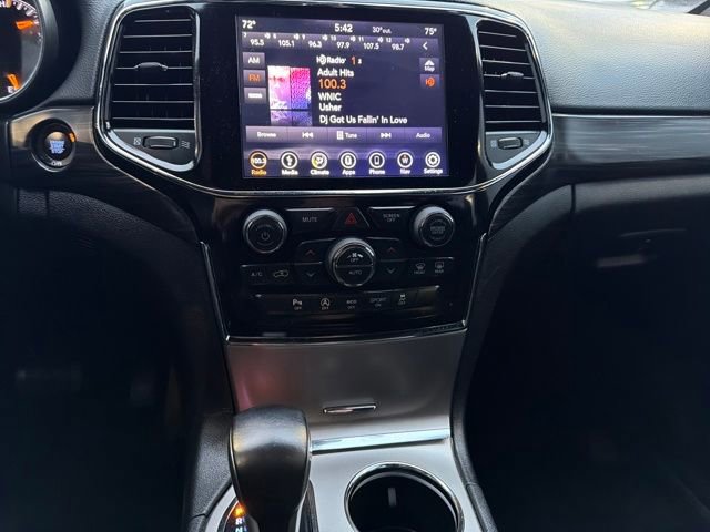 Used 2019 Jeep Grand Cherokee Laredo w/ 18" Wheel & 8.4" Radio Group image 21