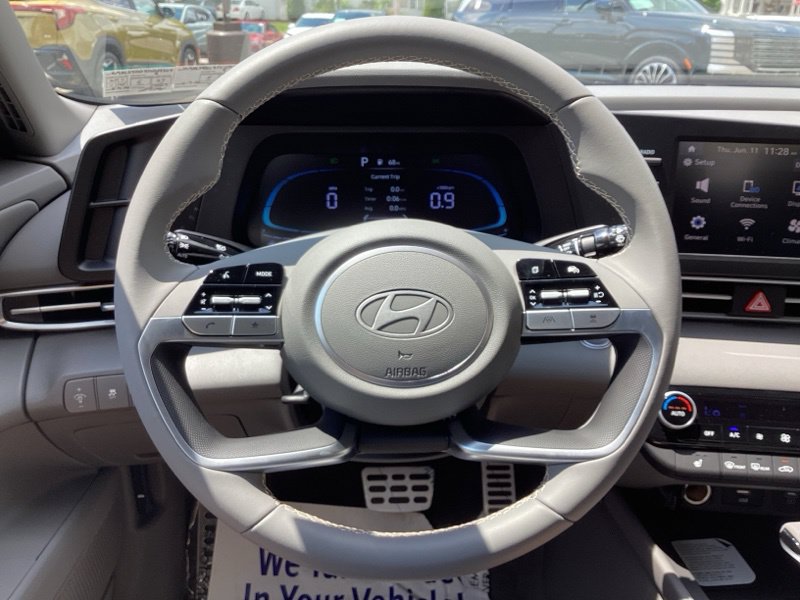 New 2026 Hyundai Elantra SEL Sport Premium FWD image 23