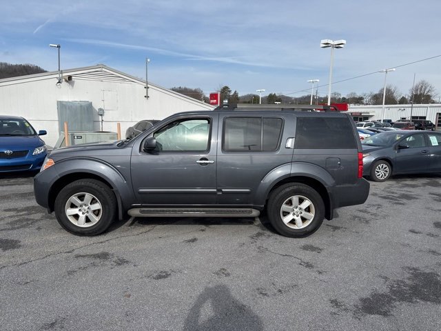 Used 2011 Nissan Pathfinder SV image 5