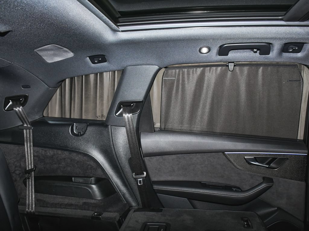 Used 2024 Audi SQ7 Prestige w/ Prestige Package AWD/4WD image 61
