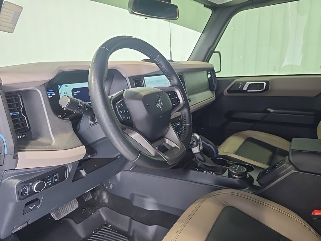 Used 2024 Ford Bronco Wildtrak image 16