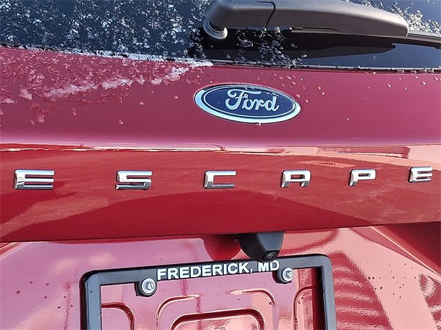 New 2025 Ford Escape SE image 12