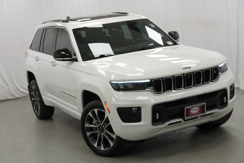 Certified 2023 Jeep Grand Cherokee Overland w/ Adv Protech Group III AWD/4WD image 9