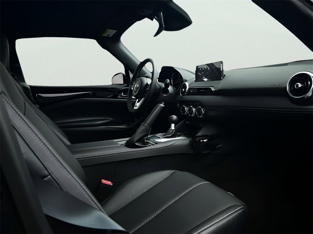 New 2025 MAZDA MX-5 Miata RF Grand Touring image 2