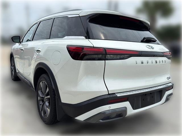Used 2022 INFINITI QX60 Luxe w/ Performance Audio Package FWD image 3