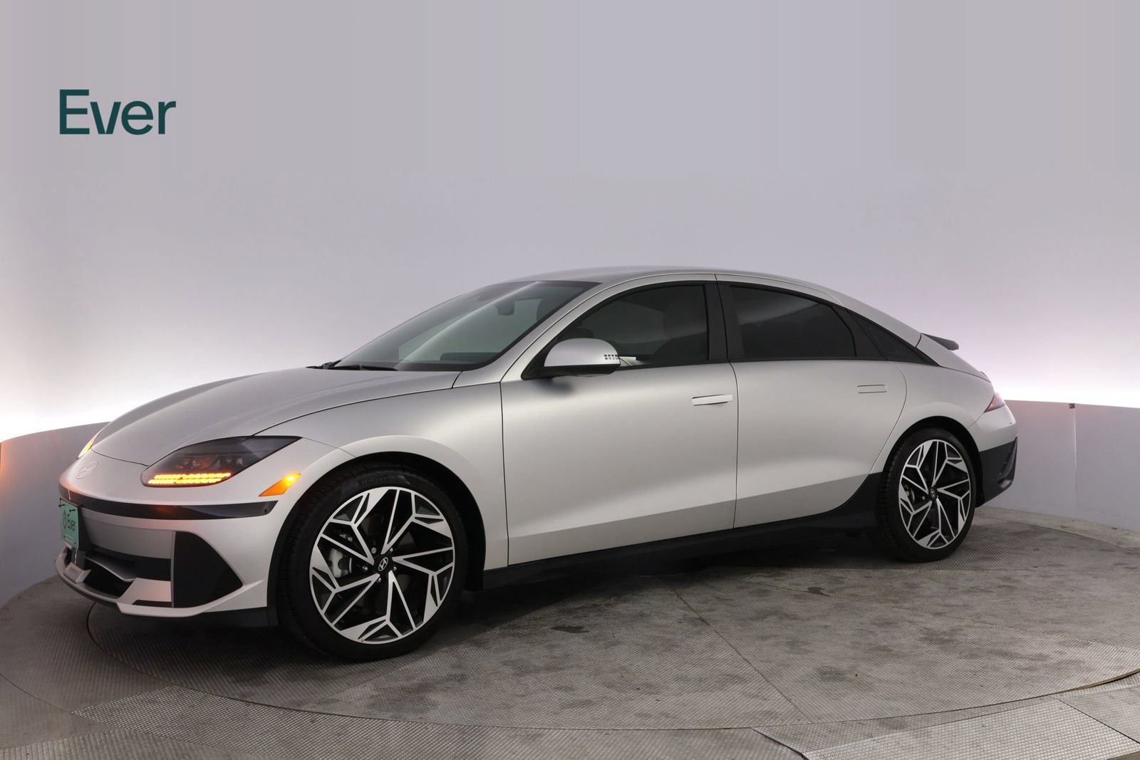 Used 2025 Hyundai Ioniq 6 SEL RWD image 18