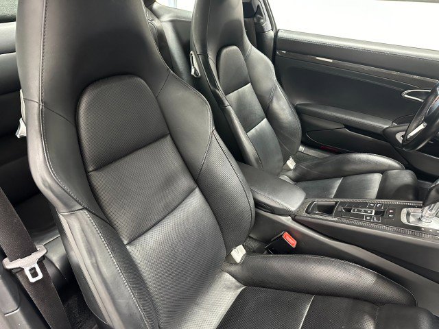Used 2017 Porsche 911 Turbo S image 29