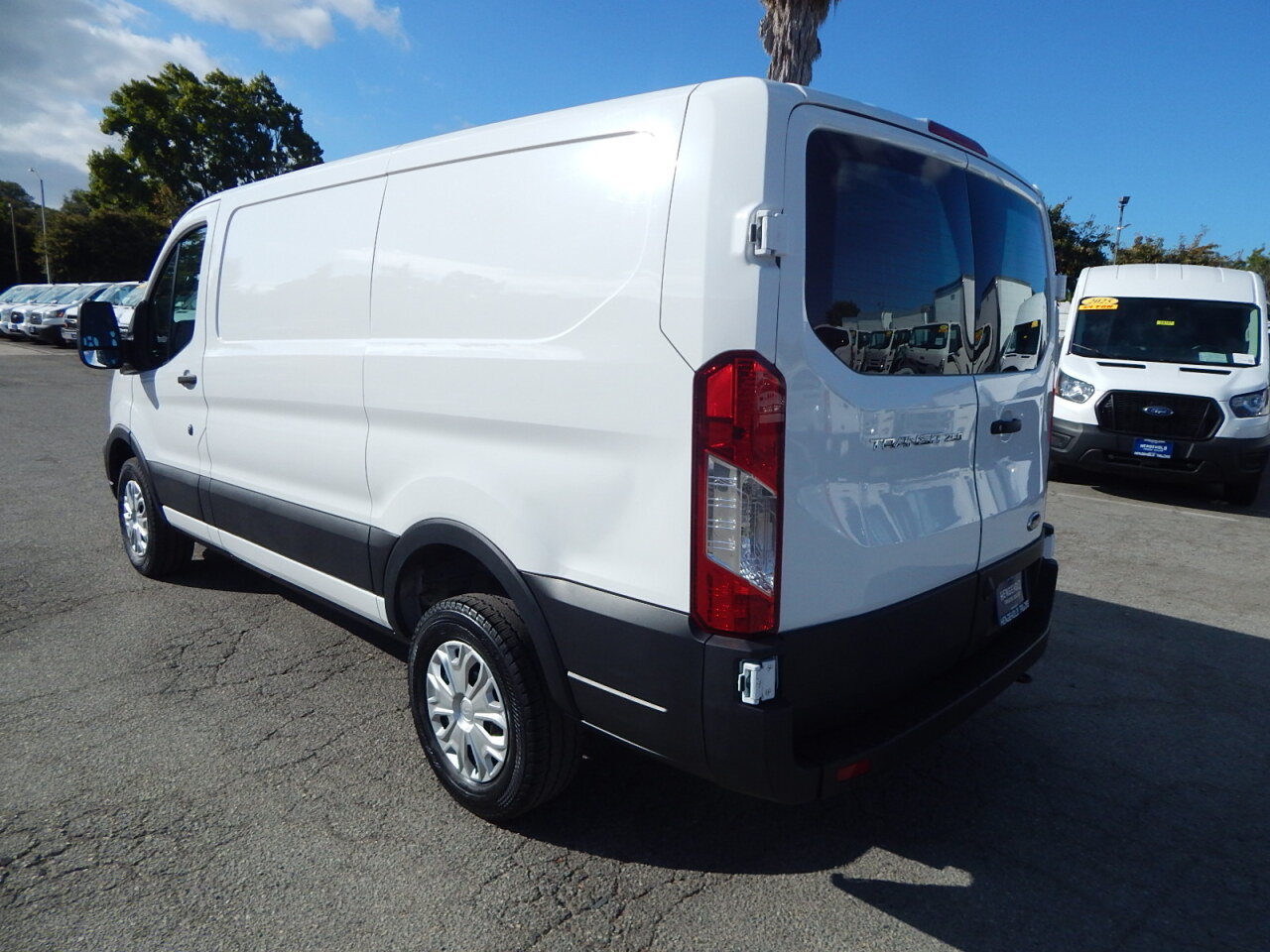 Used 2025 Ford Transit 250 Low Roof w/ Exterior Upgrade Package RWD image 6