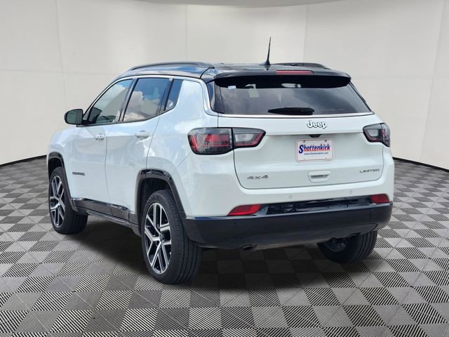 Used 2025 Jeep Compass Limited w/ Elite Group image 4