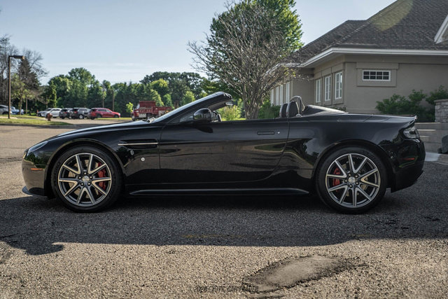 Used 2015 Aston Martin V8 Vantage GT RWD image 3